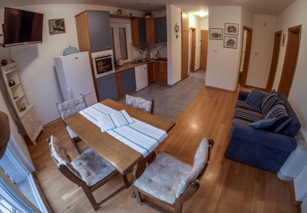 Apartments Car Kampor Room photo