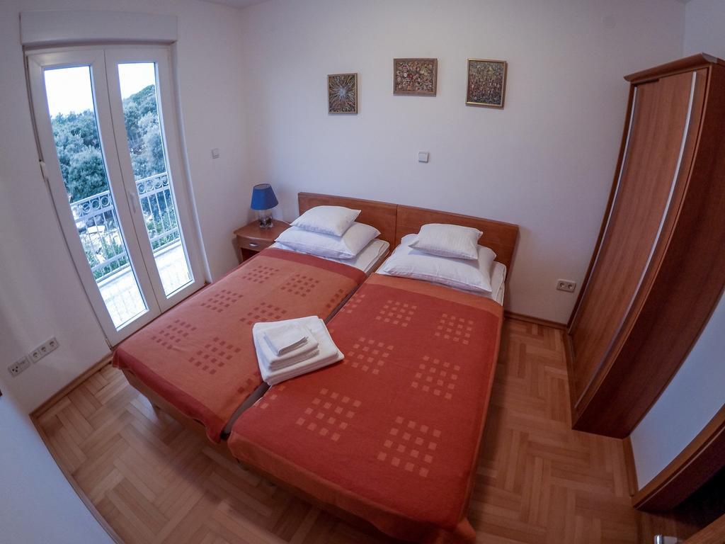 Apartments Car Kampor Room photo